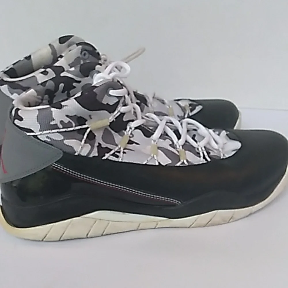 Jordan B'Mo Mens Basketball Shoes Black‎ Grey Camo Mid Top Sneakers 580590-004
